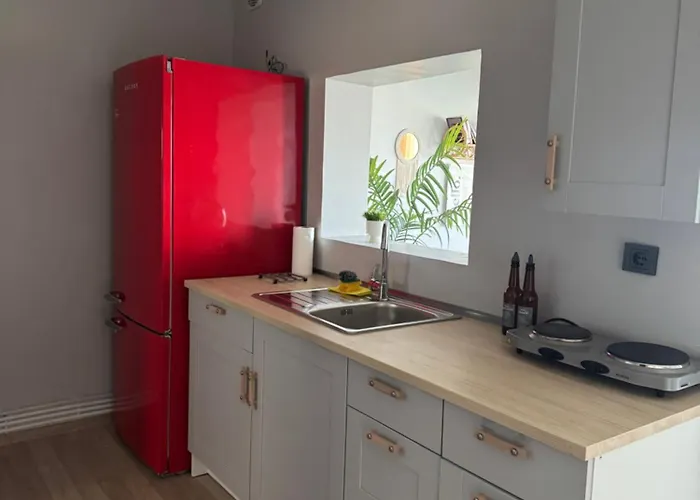 Matilda Daire * إزمير