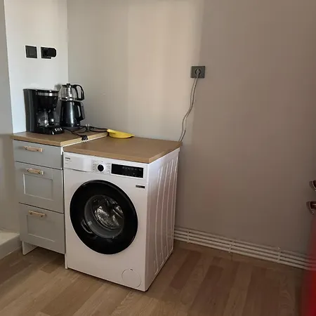 Tarihi Asansoer Sokaginda Apartamento Esmirna